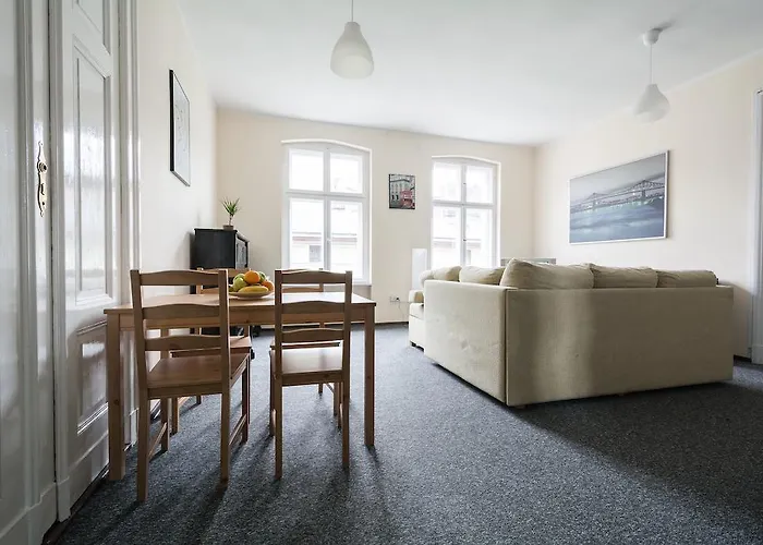 Vandrarhem Awangarda *