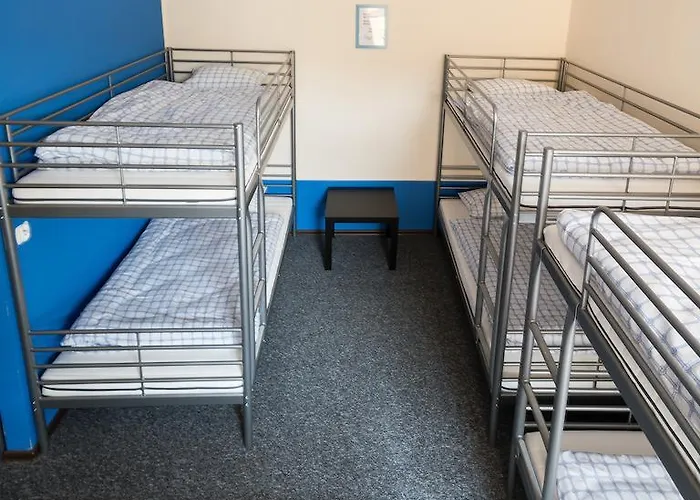 Vandrarhem Awangarda *