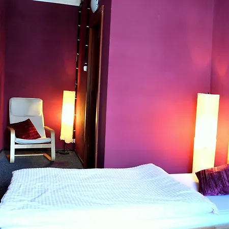 Awangarda Hostel *